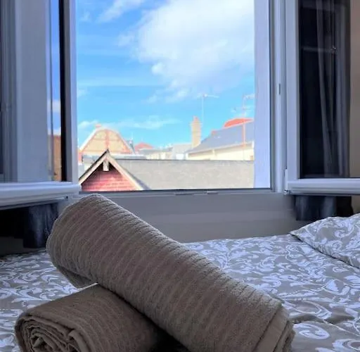 Le Cyrano, - App. T2 Proche De La Apartman *