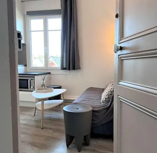 Le Cyrano, - App. T2 Proche De La *